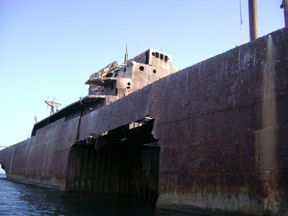 Free Image of Ship Wreck 