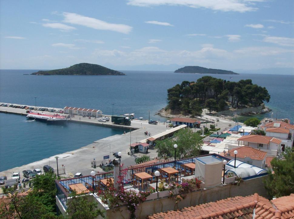 Free Image of Seaside Resort 