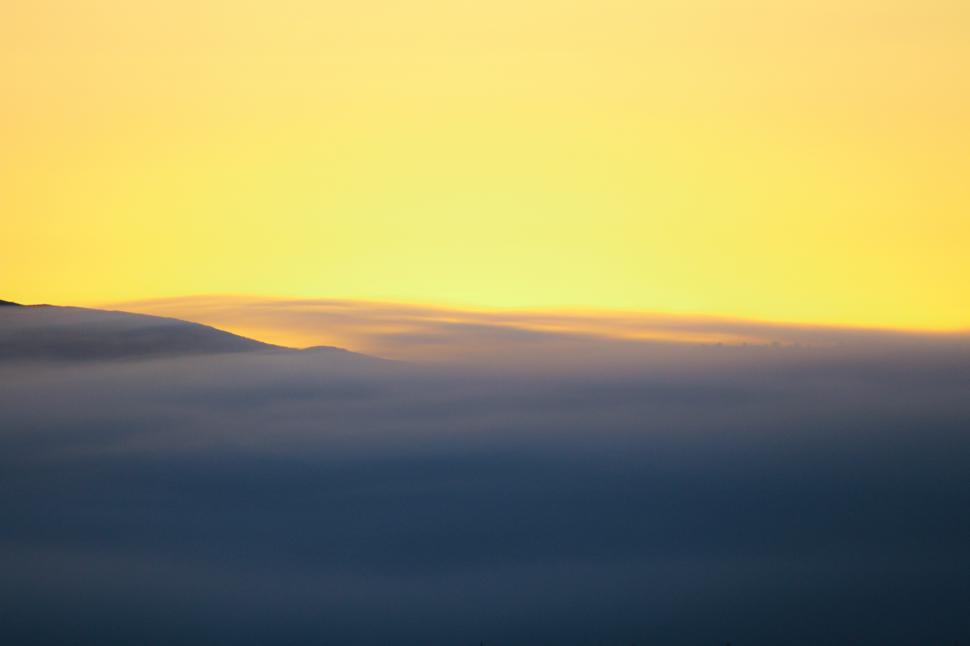 Free Image of Sunset clouds 