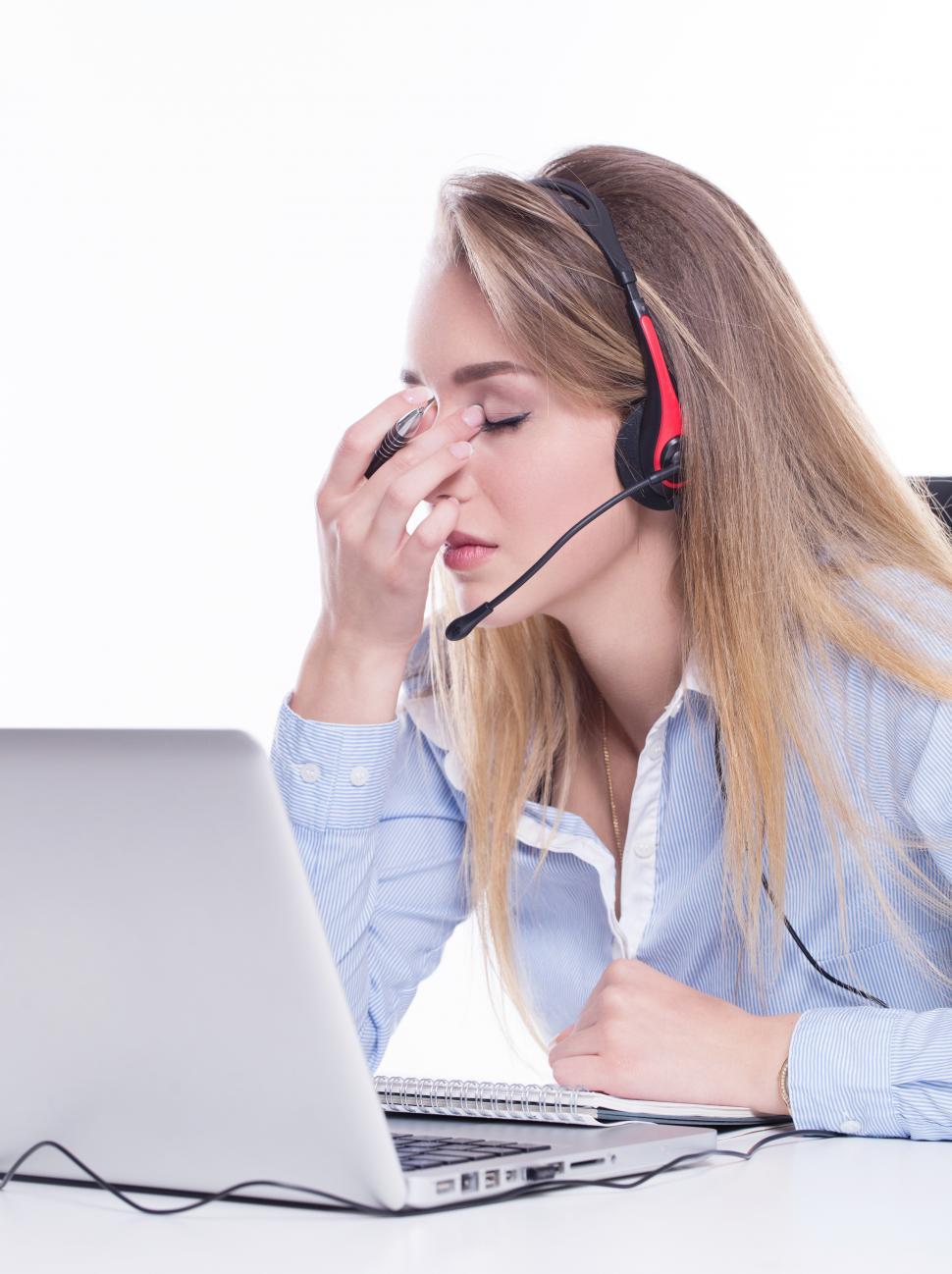 Free Image of Call center operator 