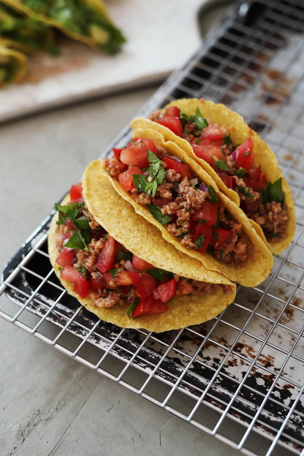 Free Image of Fresh crunchy tacos 