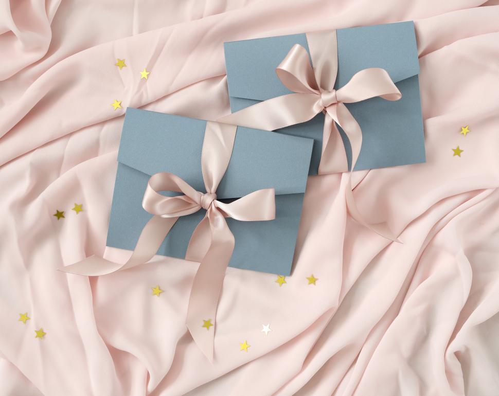 Free Image of Envelopes in Bows 