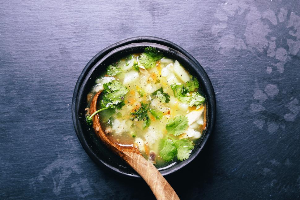 Free Image of Delicious soup with fresh vegetables 