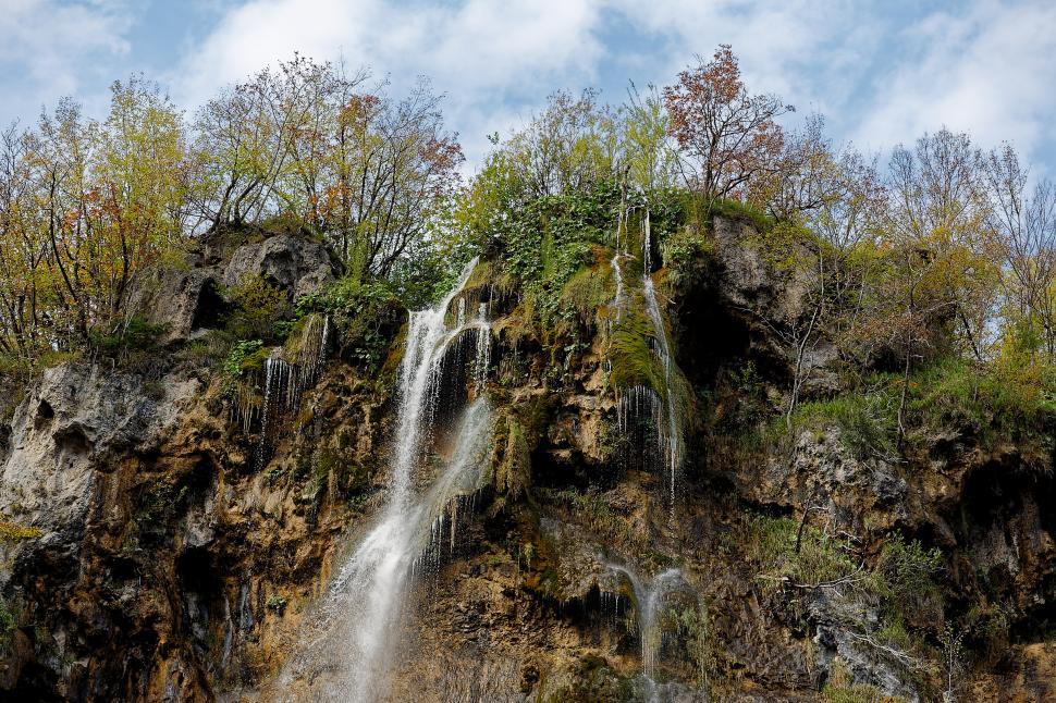 Free Image of Waterfall  