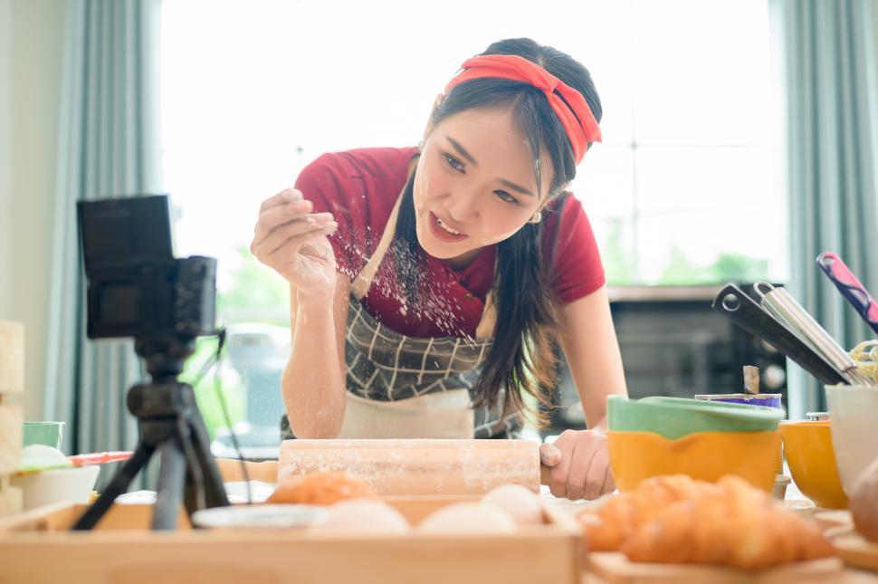 Free Stock Photo of Baker is live streaming or recording the process of ...
