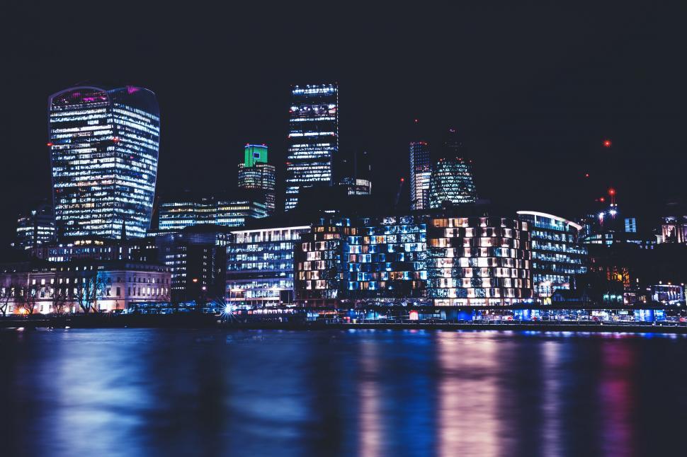 Free Image of City Nights Free Stock Photo 