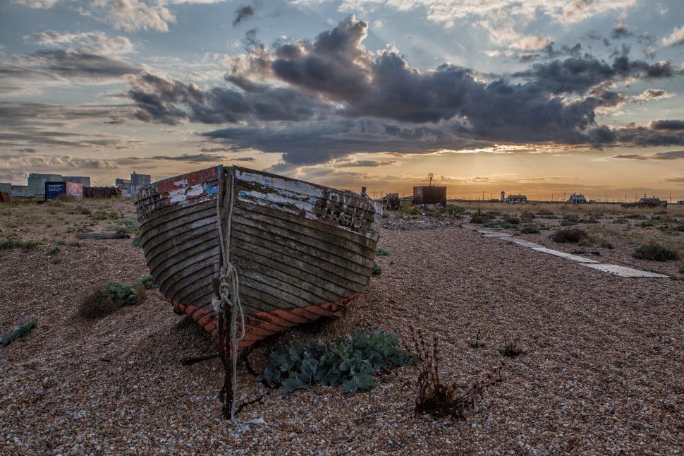 Free Image of Coastal Sunset Free Stock Photo 