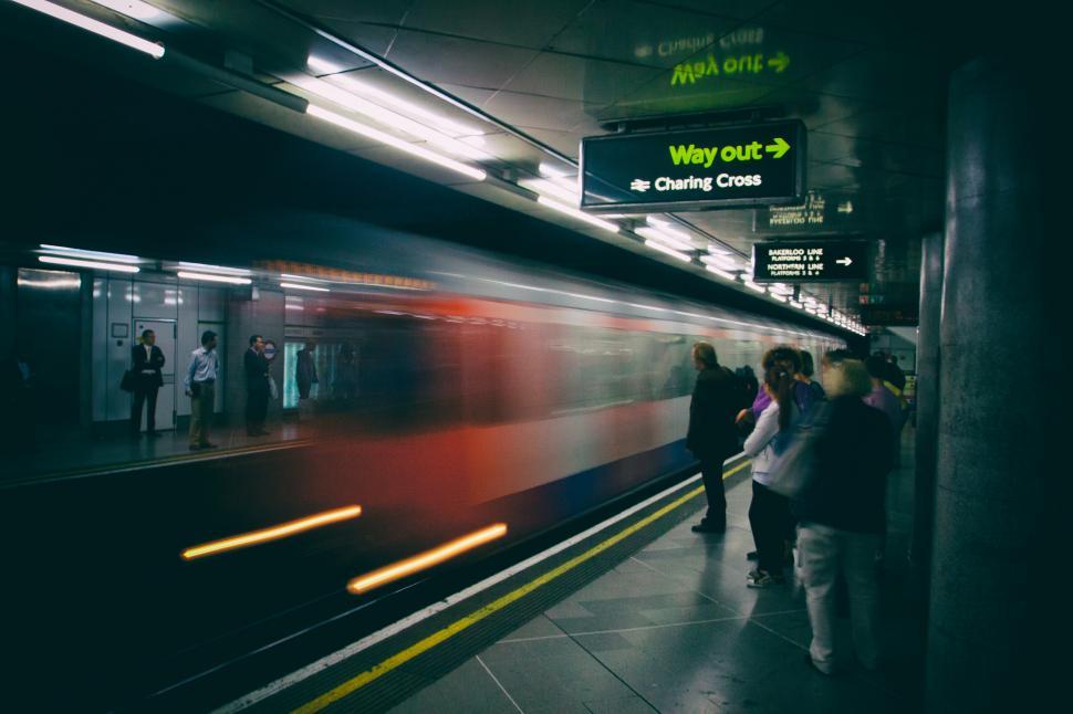 Free Image of London Blur Free Stock Photo 