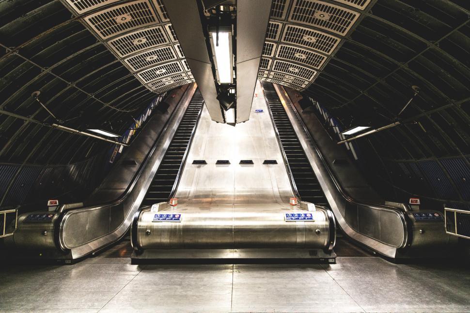 Free Image of London Escalator Free Stock Photo 