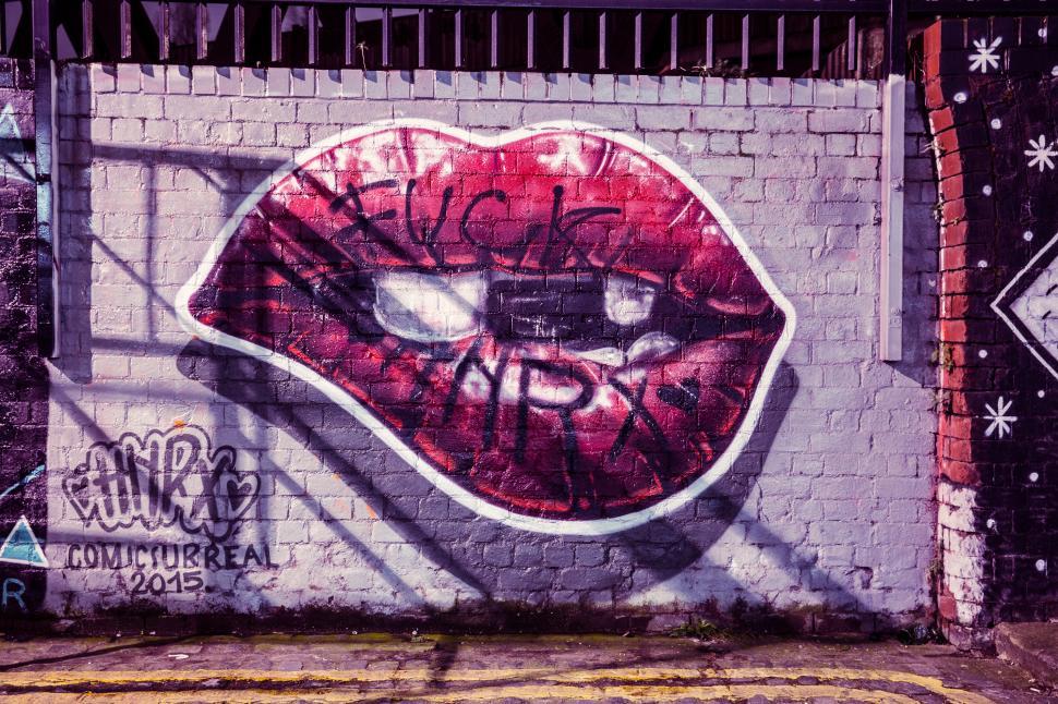 Free Image of London Lips Free Stock Photo 