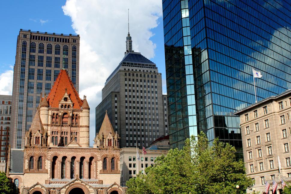 Free Image of Old New Buildings Free Stock Photo 