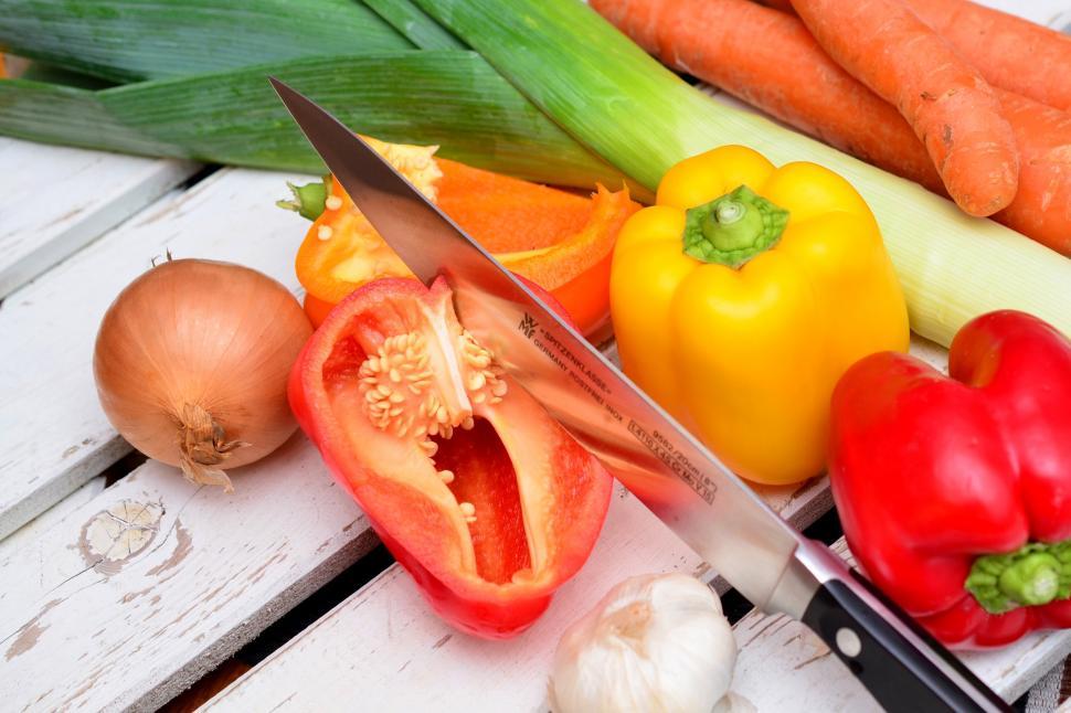 Free Image of Vegetables &amp Knife Free Stock Photo 