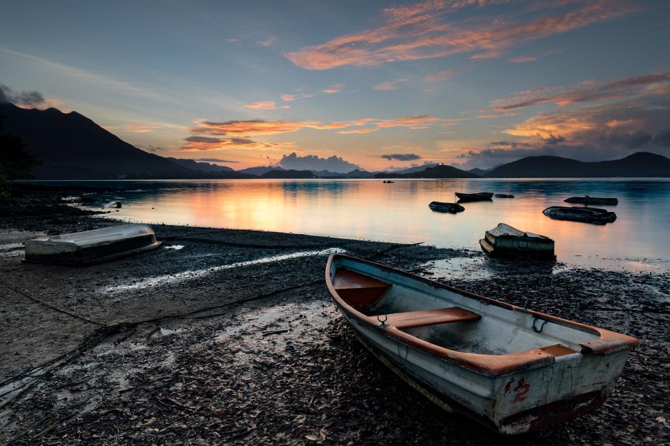 Free Image of Boat by Lake Free Stock Photo 