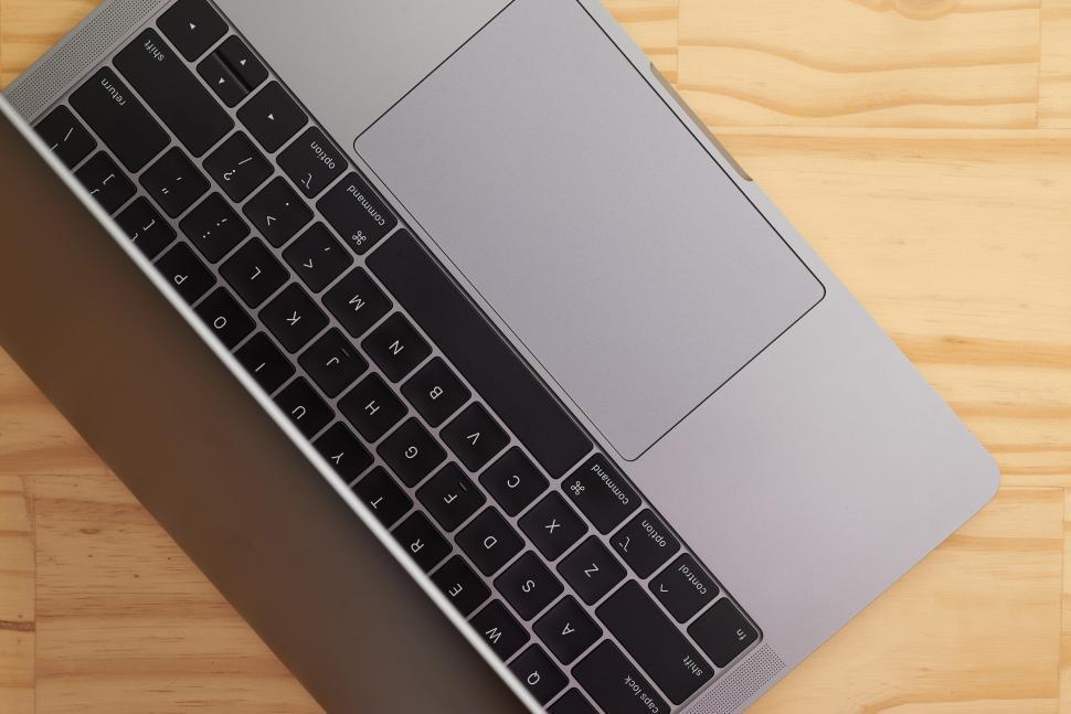 Free Image of A laptop on a table 