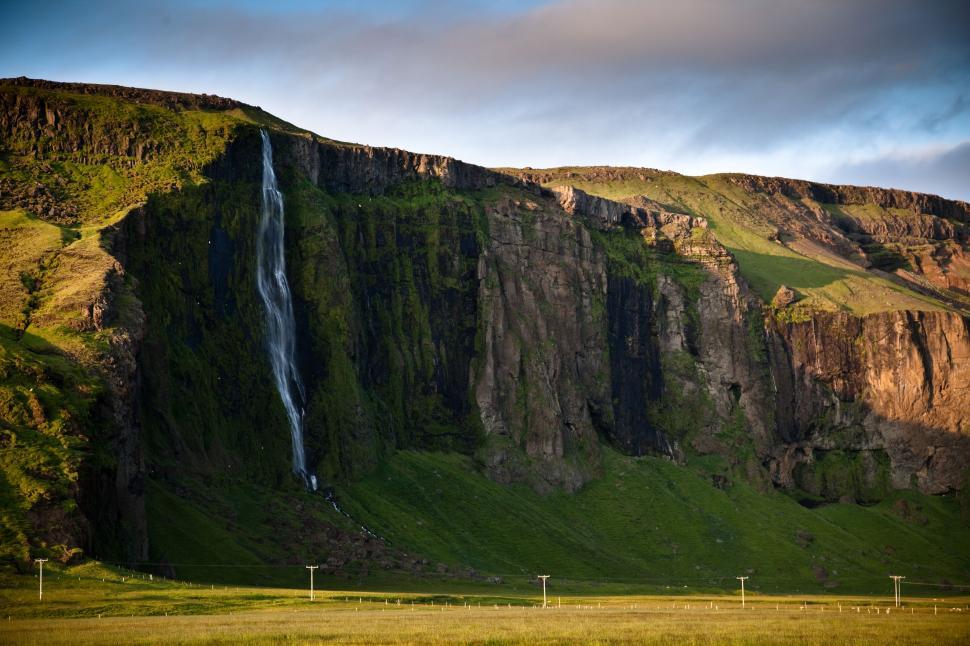 Free Image of Maletsunyane falls on a cliff 