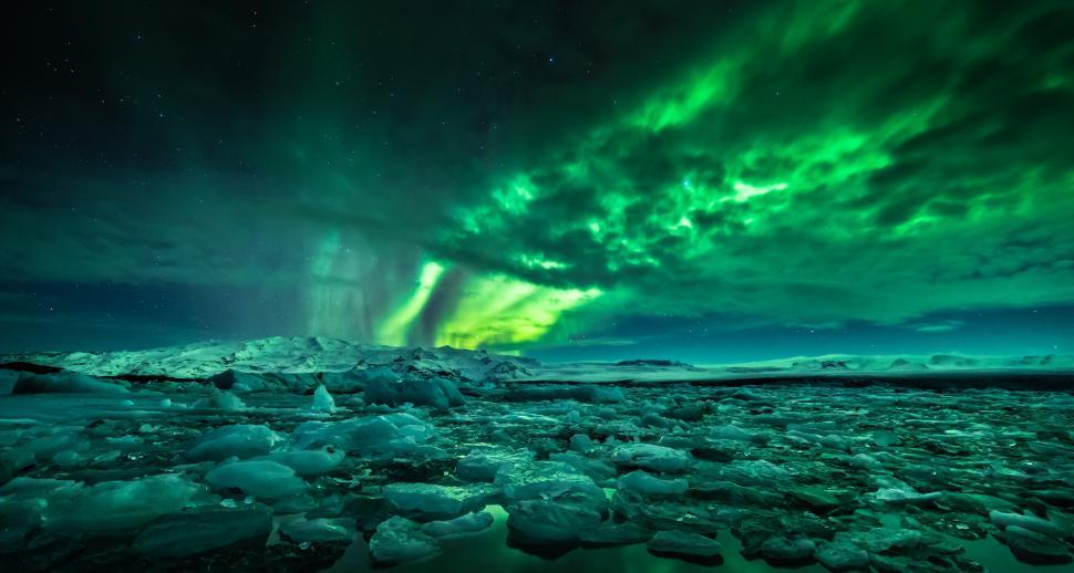 Free Stock Photo of Green lights in the sky over icebergs Download