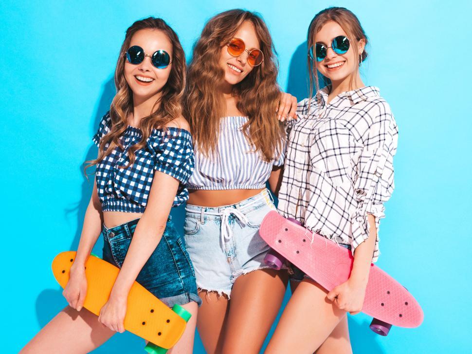 Free Stock Photo of A group of women posing for a picture