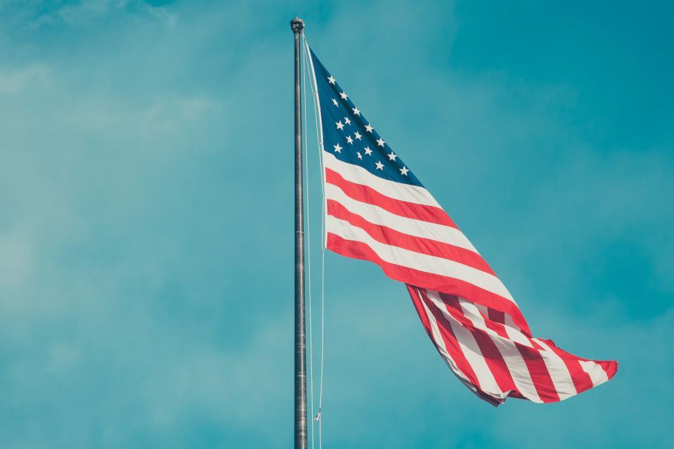 Free Image of A flag on a pole 
