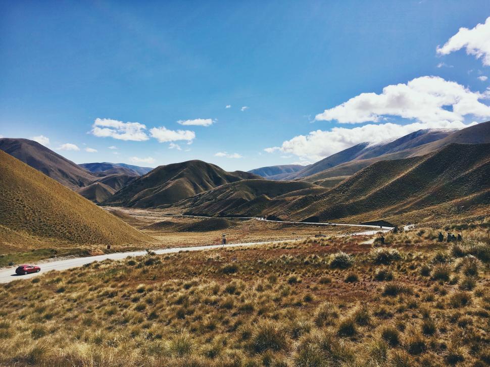 Free Image of Breathtaking landscape with winding road 