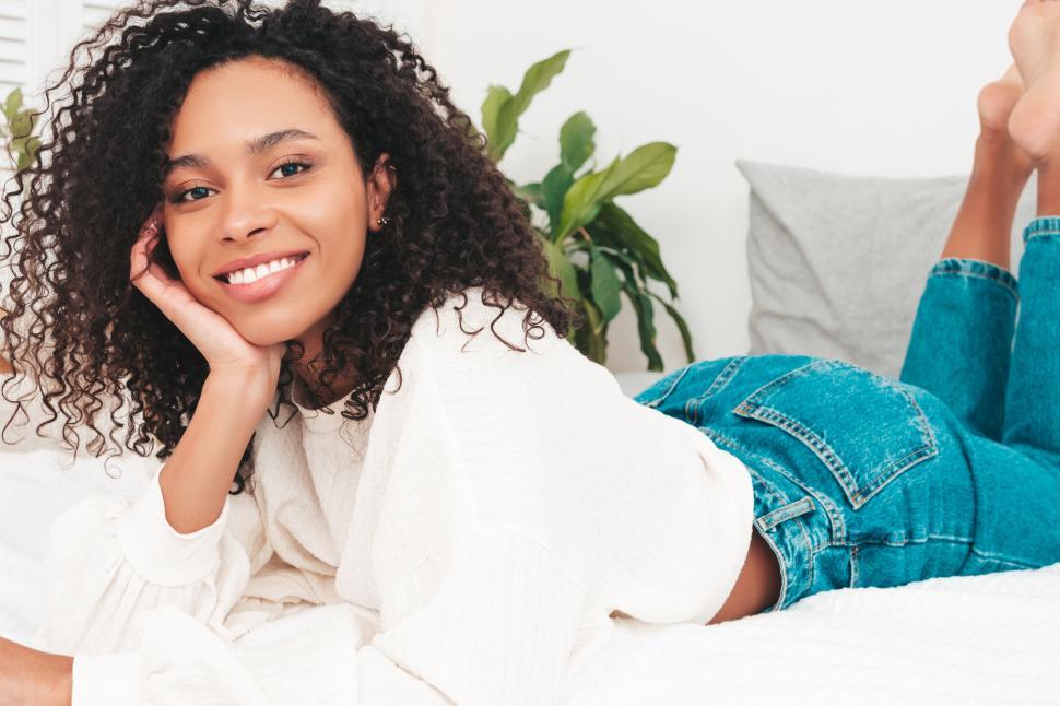 Free Stock Photo of A woman lying on a bed | Download Free Images and Free Illustrations Free Stock Photo of A woman lying on a bed | Download Free Images and Free Illustrations