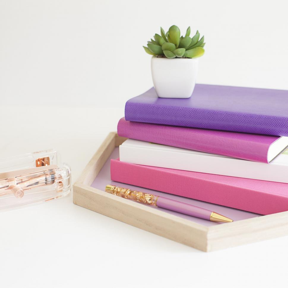 Free Image of Minimalistic desk setup with vivid colors 