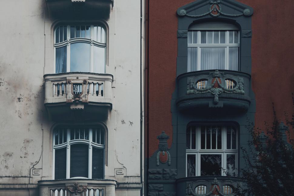 Free Image of Elegant European architectural facade 