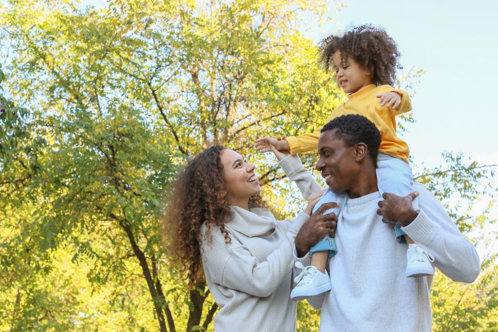 Free Image of Family enjoying a day at the park together 