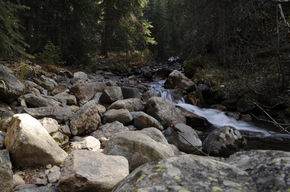 Free Image of Mountain river  