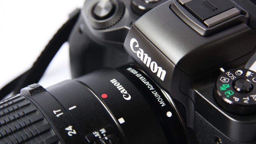 Professional Canon camera close-up