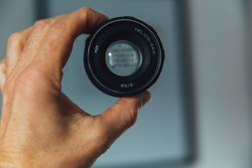 Free Image of Close-up of a vintage camera lens 