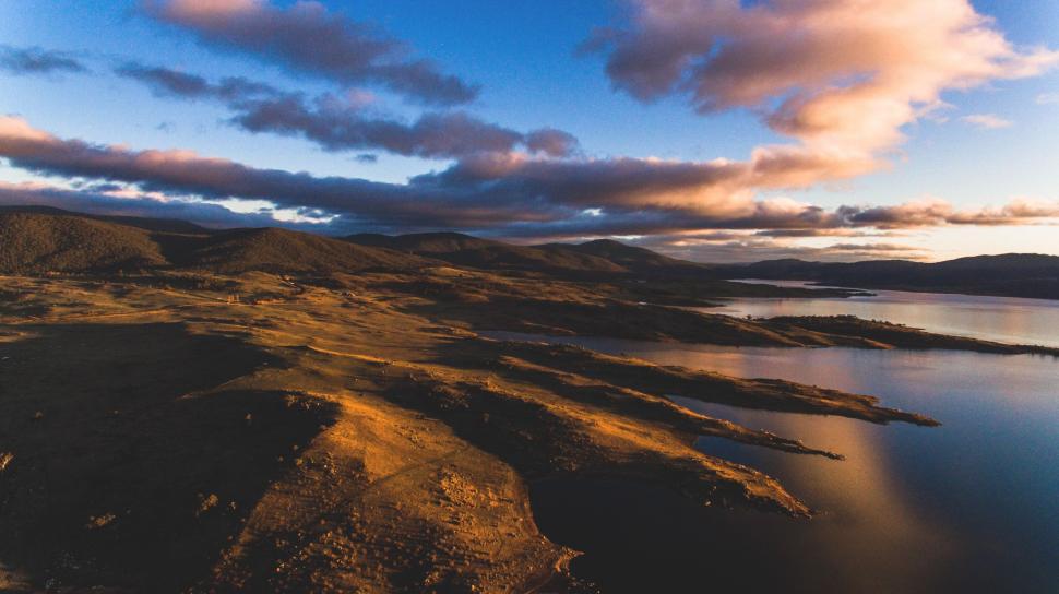 Free Image of Breathtaking aerial view of a landscape 