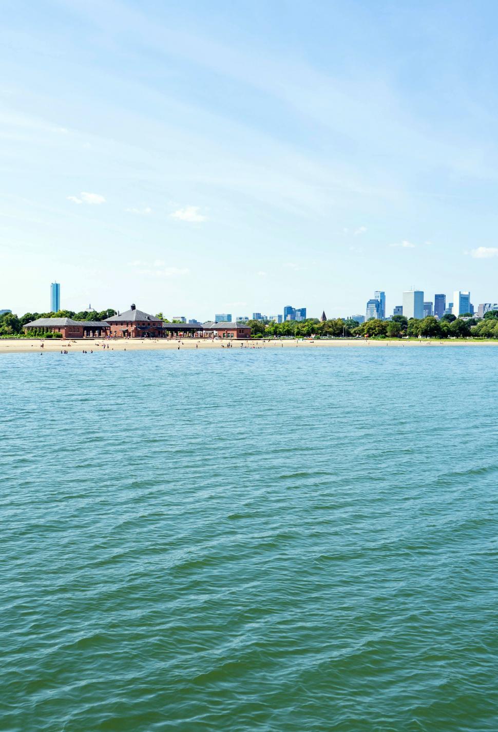 Free Image of Historic Fort with city skyline in the background 