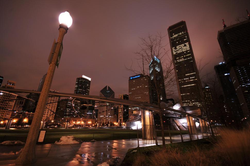 Free Image of City park walkway 