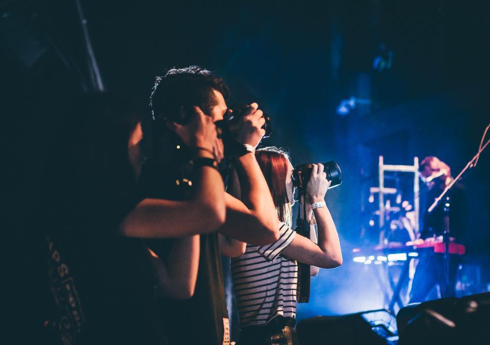 Free Image of Concert crowd with cameras in action 