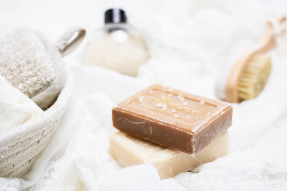 Free Image of Natural bath products on white towel 