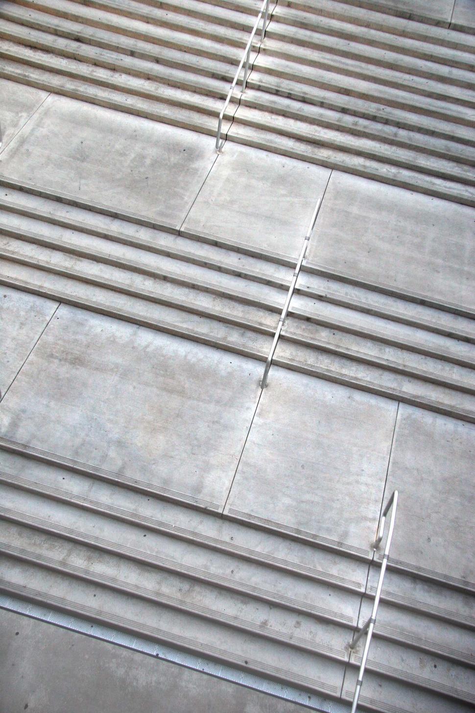 Free Image of Flights of steps 