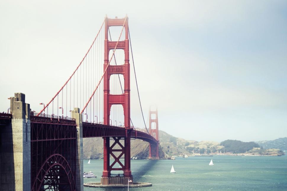 Free Image of The Golden Gate Bridge on a partially cloudy day in San Francisco 
