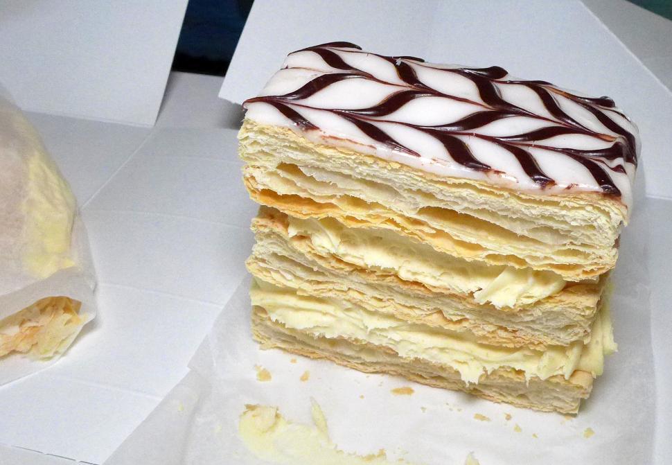 Free Image of Napoleon Pastry 