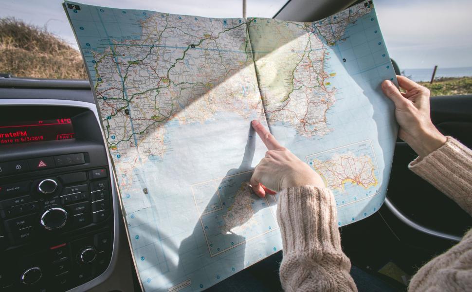 Your Ultimate Pre-Trip Checklist: 15 Essential Safety Checks Before Driving 1000 Miles