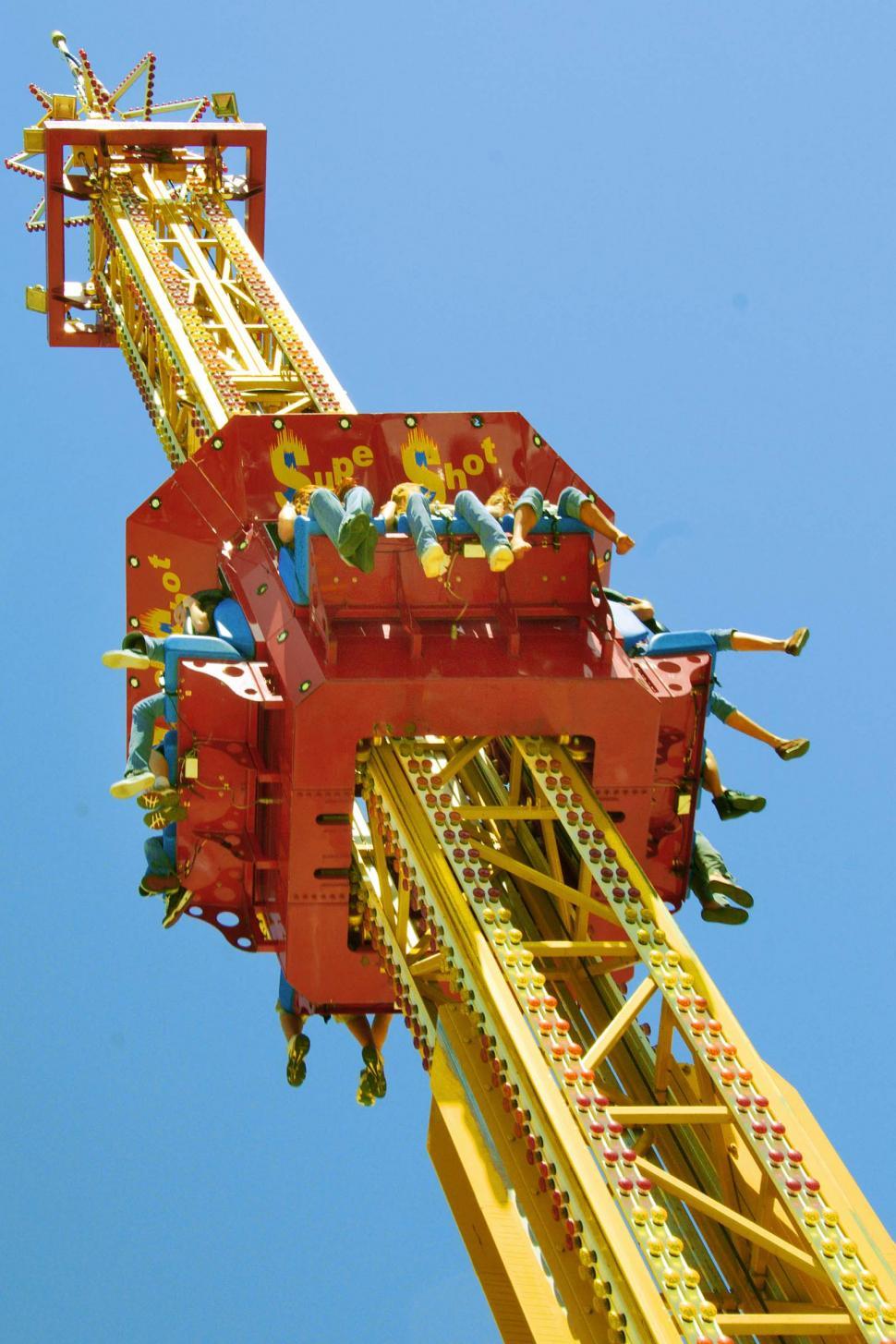 Amusement Park Photos, Download The BEST Free Amusement Park Stock Photos &  HD Images