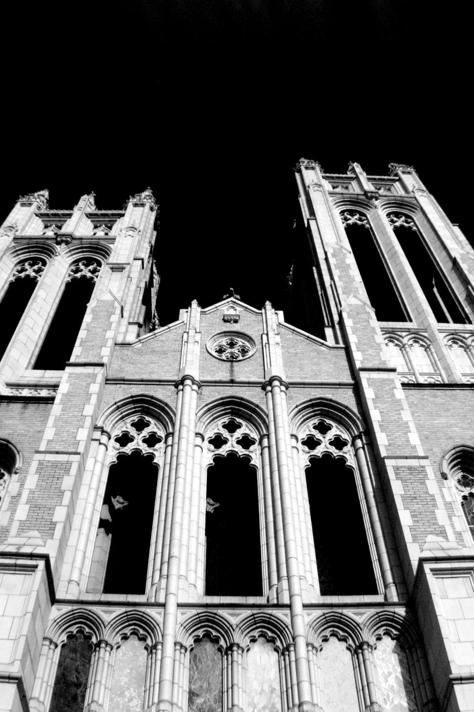 Free Image of Church with dark sky 