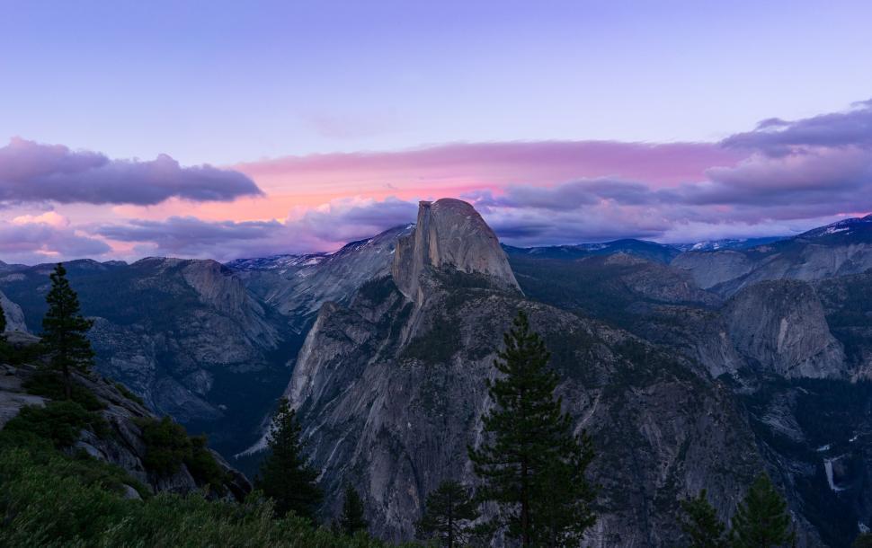 Free Image of Panoramic view of Half Dome during twilight in Yosemite 