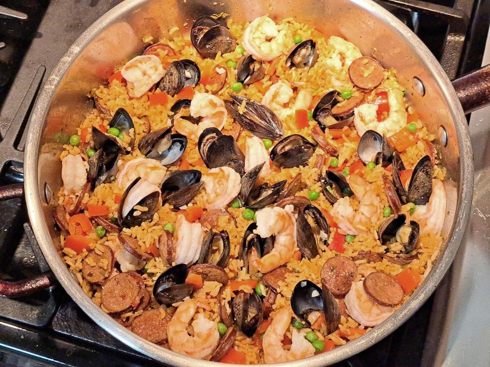 Free Image of Homemade Seafood Paella 