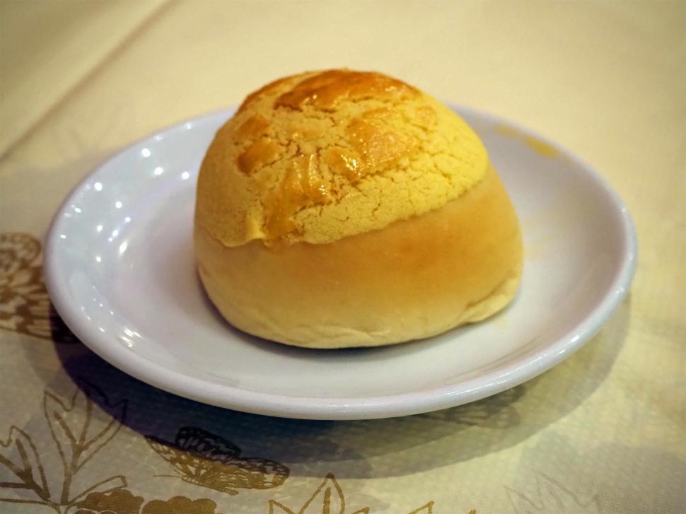 Free Image of Pineapple Bun 