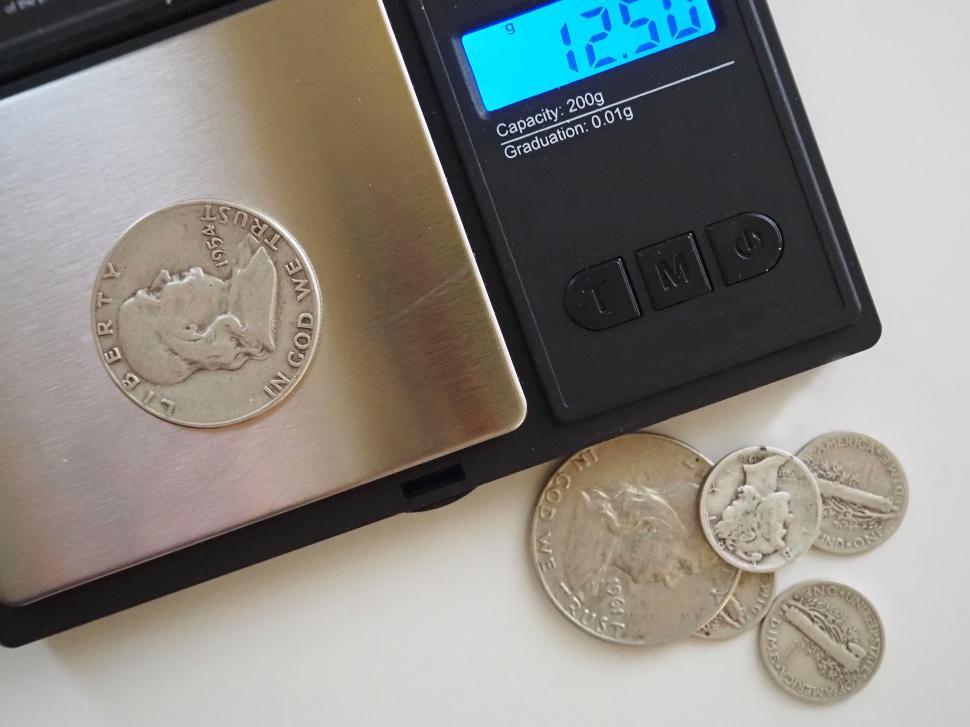 Free Image of One Ounce Of Silver 