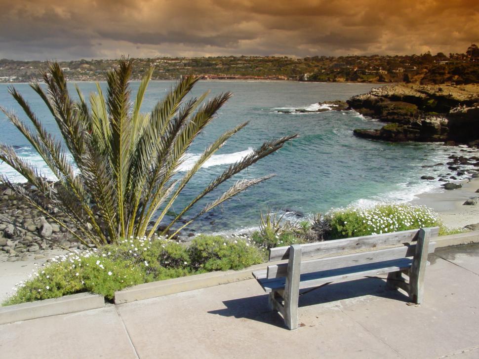 Free Image of Oceanfront Bench view of La Jolla, CA 
