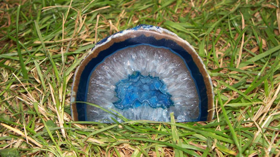 Free Image of Blue Geode in Grass 