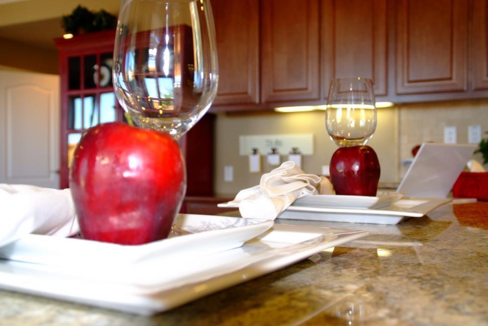 Free Image of Fancy Table Settings 