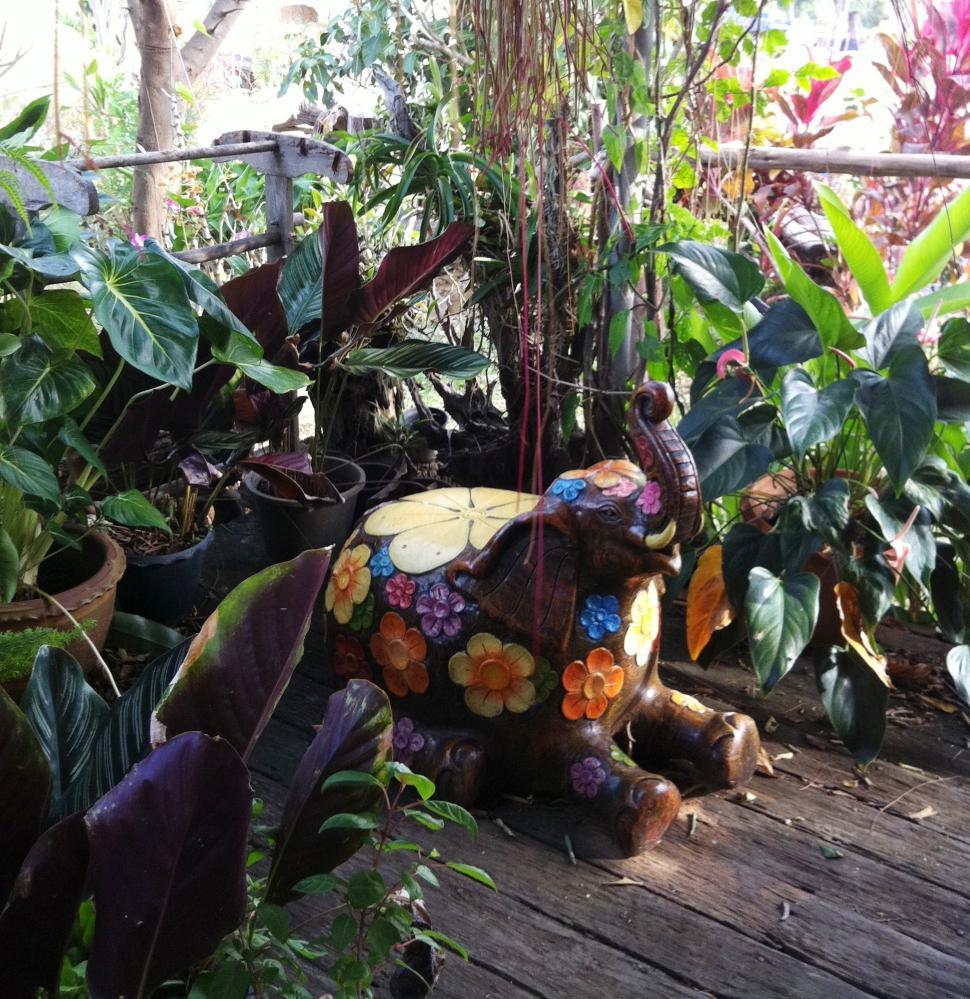 Free Image of Colorful Elephant Chair 