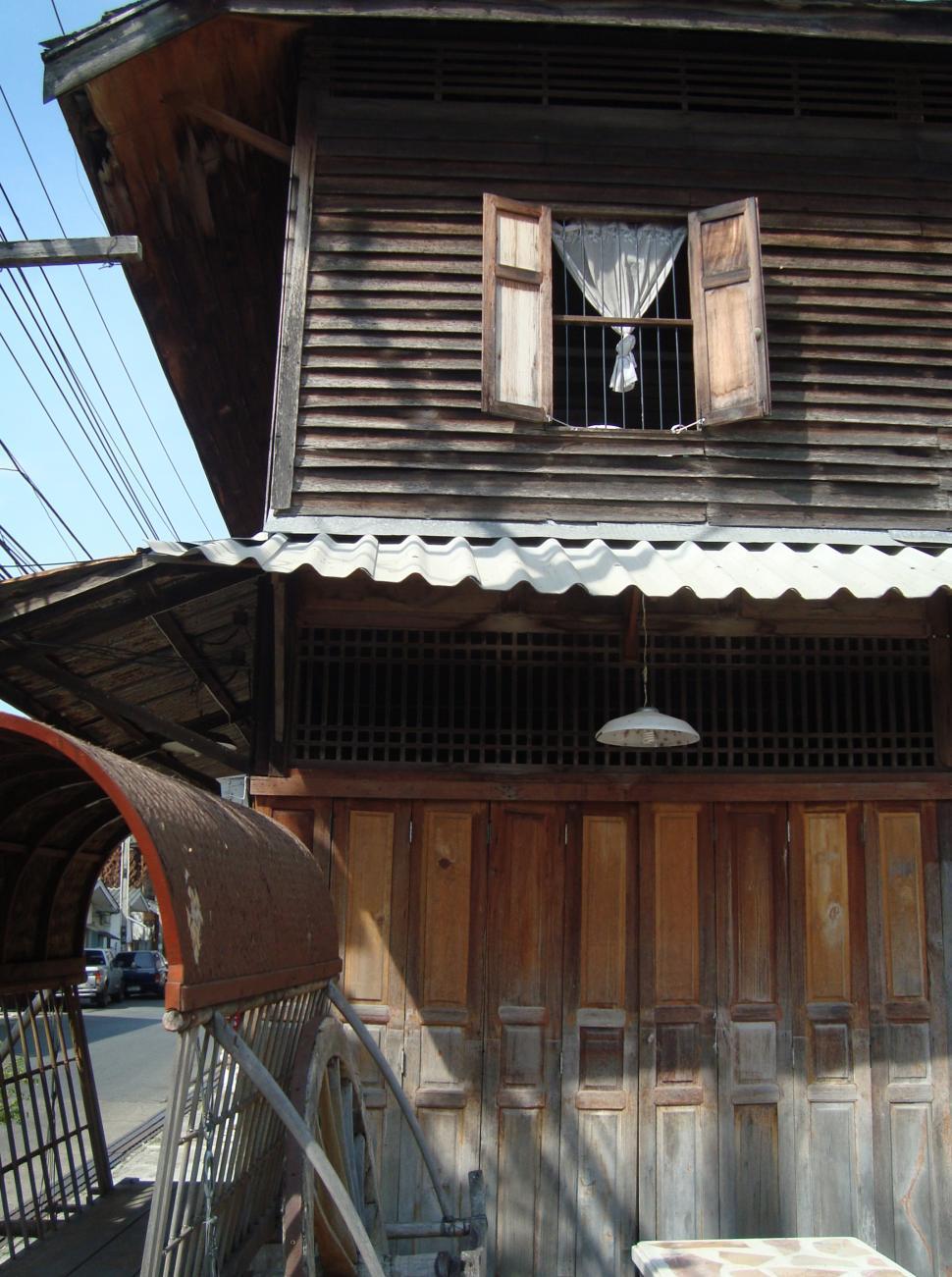 Free Image of Old Wooden House 